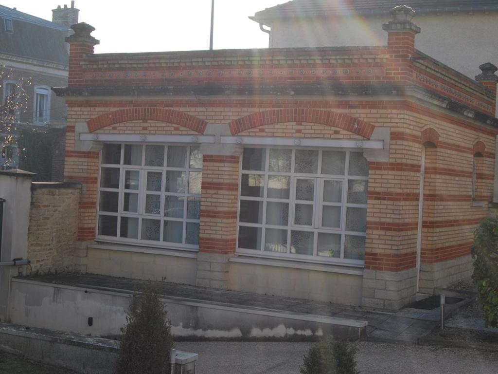 Gite La Tour Boileau Troyes Exteriör bild